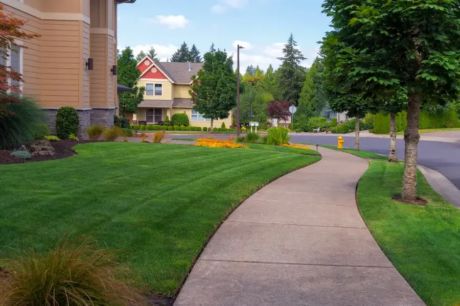 How Lawn Maintenance Enhances Curb Appeal And Value in Katy, TX